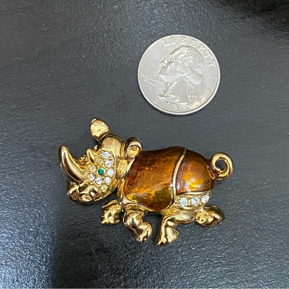 Vintage Regency Accessories Rhinoceros Enamel Rhinestones Brooch - Picture 6 of 11